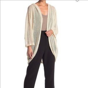 NWT Vince Camuto Taupe
Nubby Knit Cocoon Cardigan